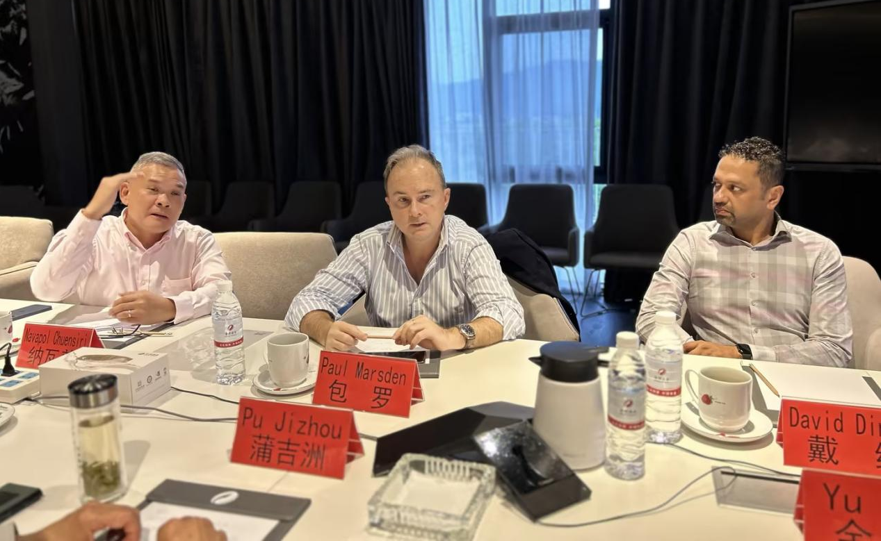 OI集團亞洲區總經理一行到四川天馬進行考察交流(圖8) OI集團亞洲區總經理一行到四川天馬進行考察交流(圖8)